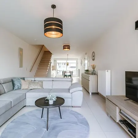 Huswell - Bright Duplexapartment *