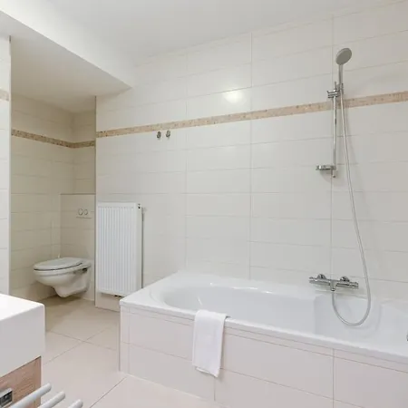 Huswell - Bright Duplexapartment Ostenda