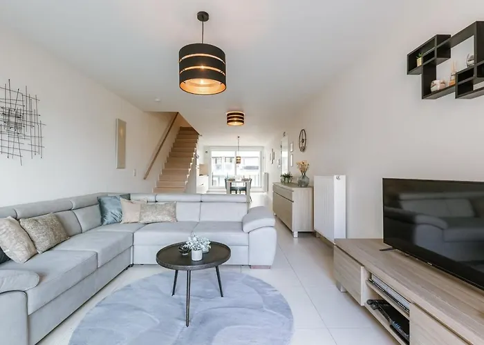 Huswell - Bright Duplexapartment *